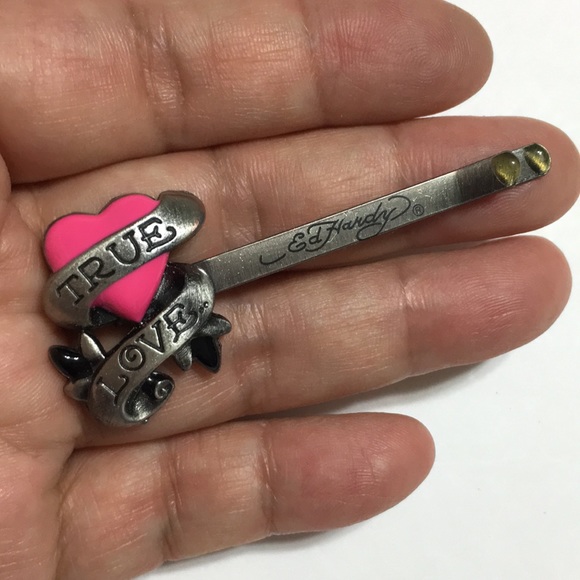 🖤NEW💕ED HARDY hair bobby pin set - Picture 6 of 10